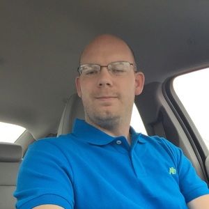 Meet your Posher, Nicholas